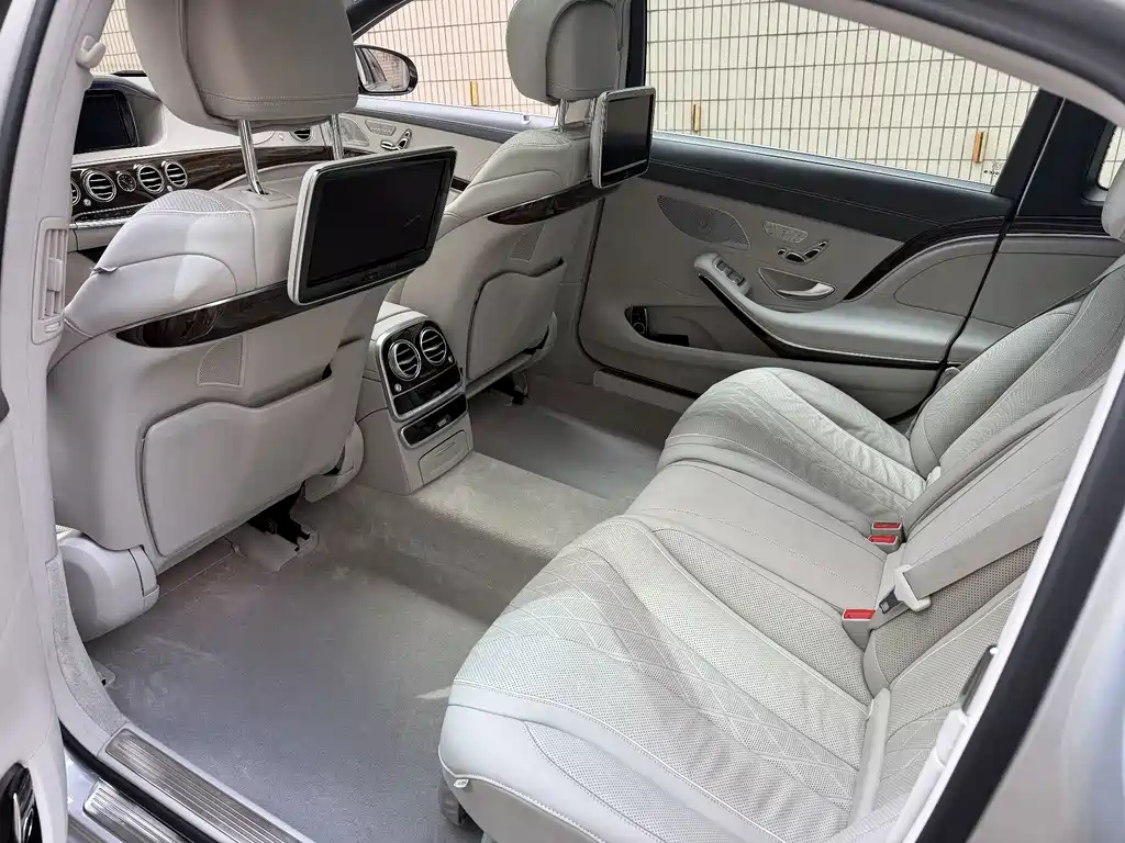 Mercedes-Benz S-Class — миниатюра 16