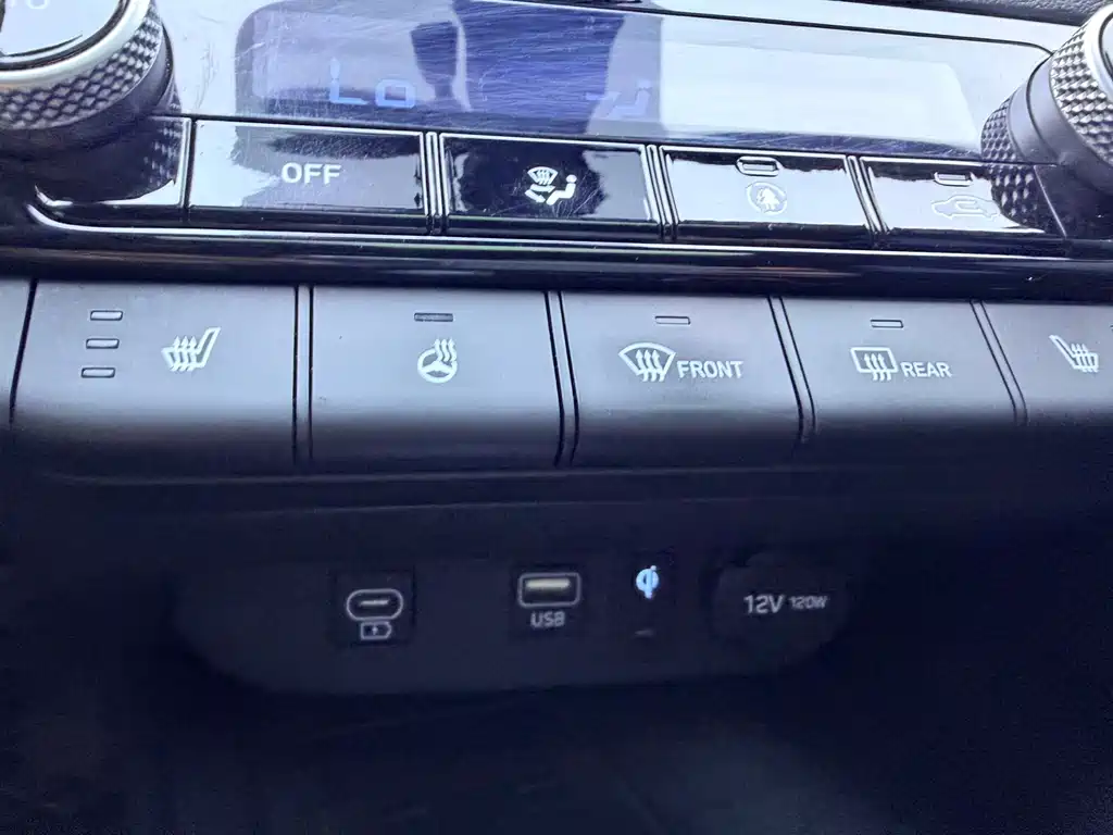 Hyundai Elantra — миниатюра 20