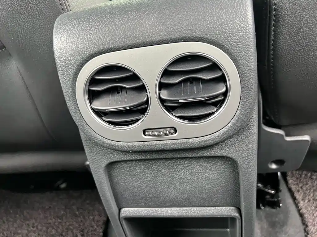 Volkswagen Tiguan — миниатюра 19