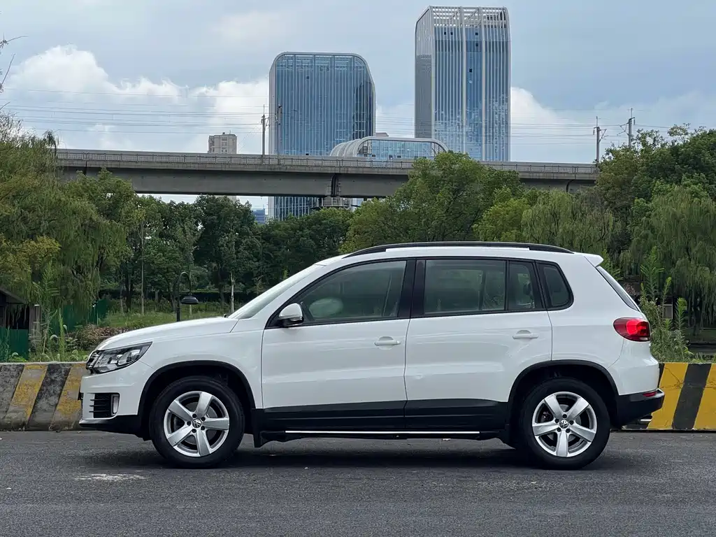 Volkswagen Tiguan — миниатюра 7