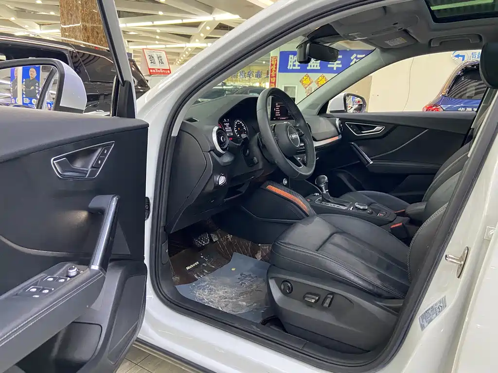 Audi Q2L 2022 35 TFSI