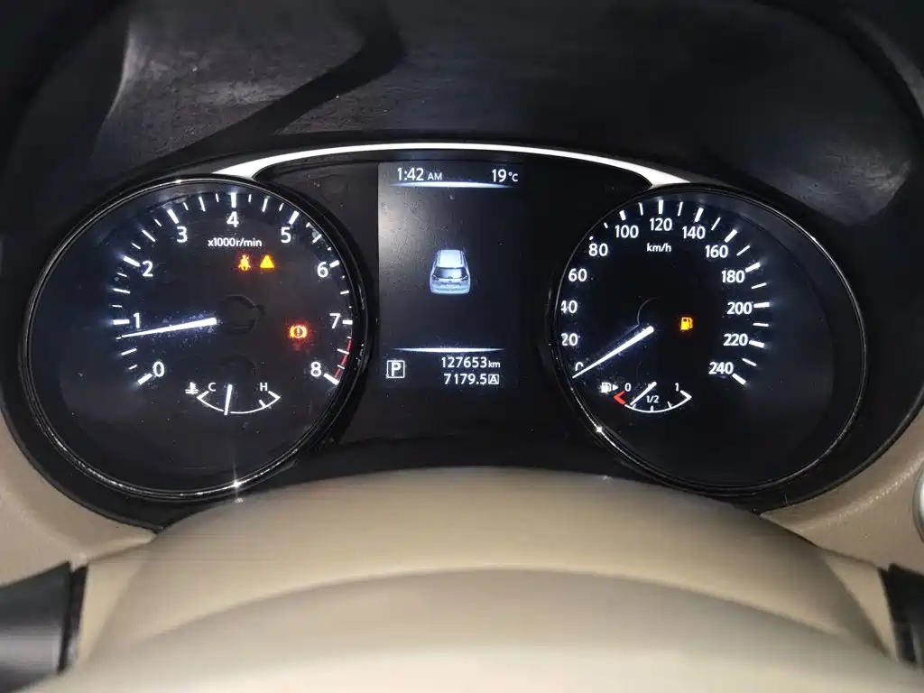 Nissan X-Trail — миниатюра 7