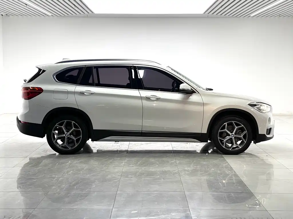 BMW X1 — миниатюра 8