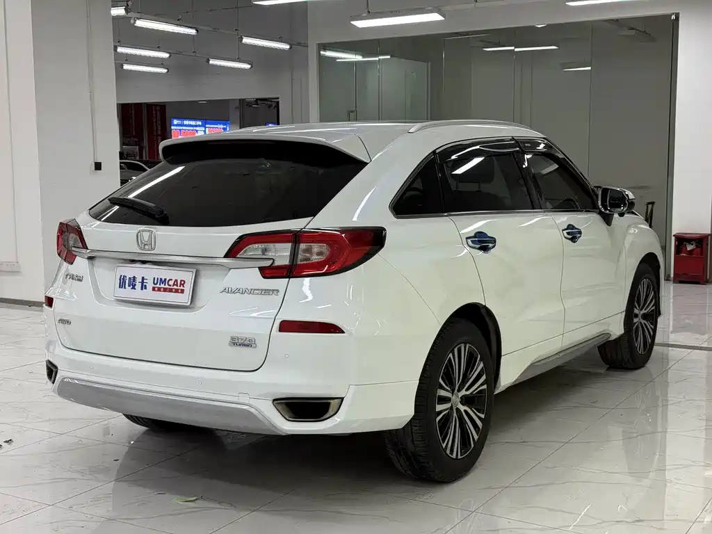 Honda Avancier — миниатюра 6