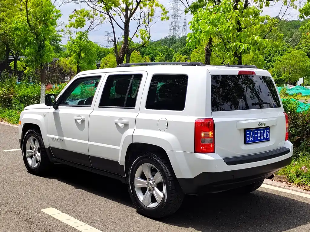 Jeep Patriot — миниатюра 6