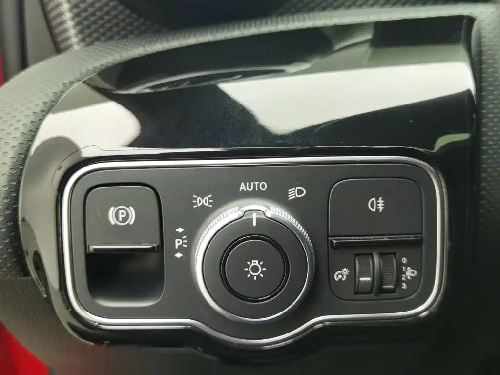 Mercedes-Benz A-Class — миниатюра 21