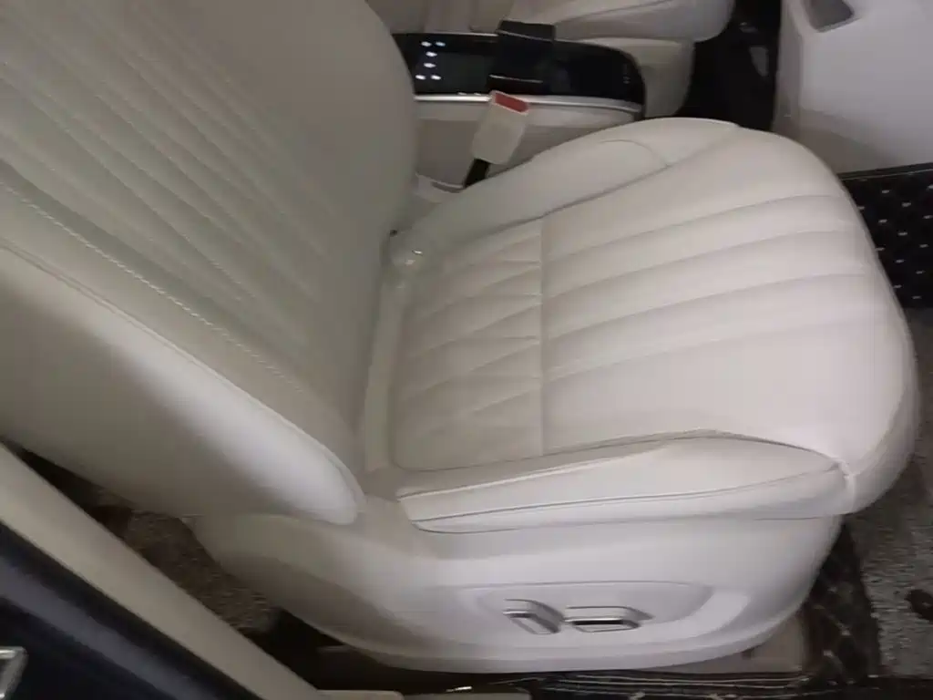 Roewe iMAX8 — миниатюра 25