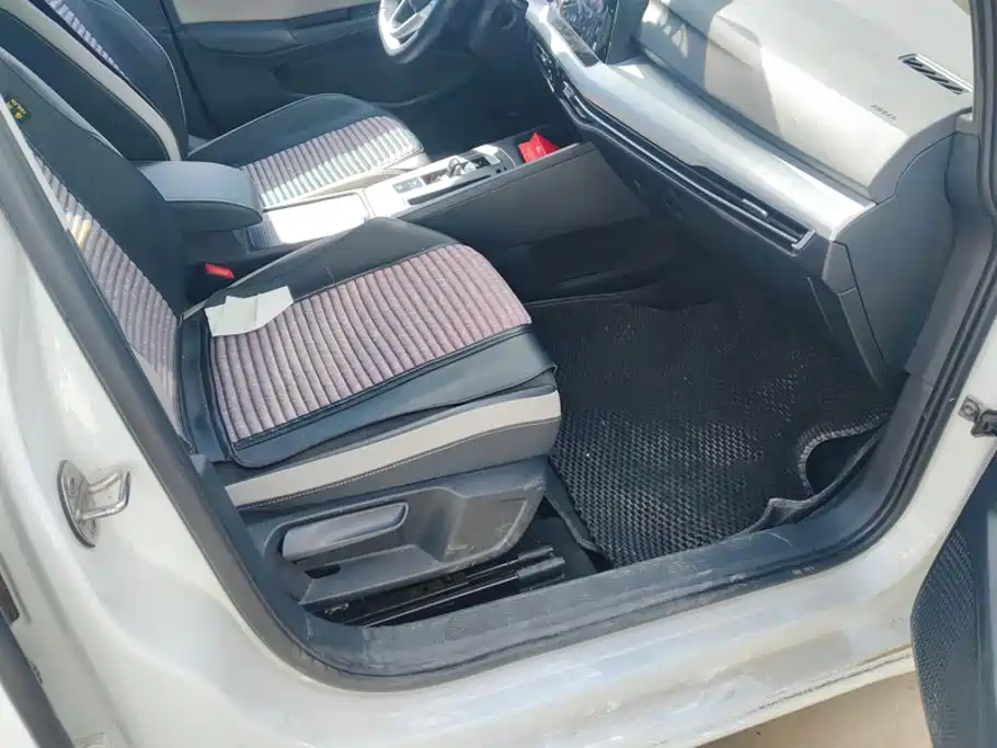 Volkswagen Golf — миниатюра 8