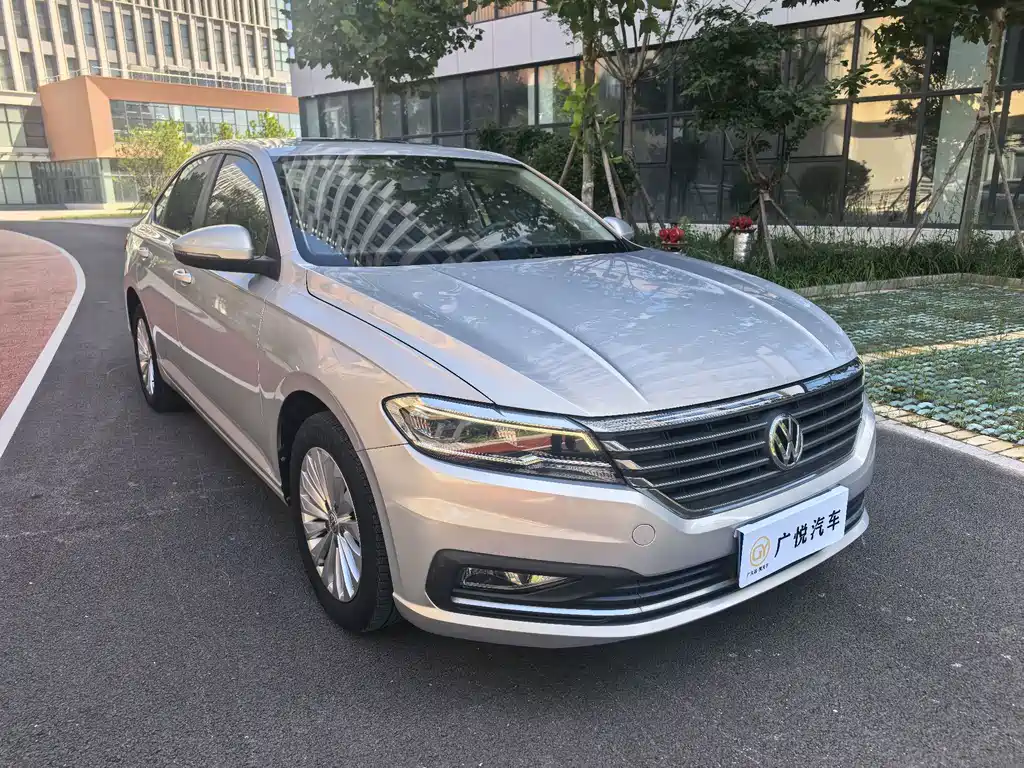 Volkswagen Lavida — миниатюра 3