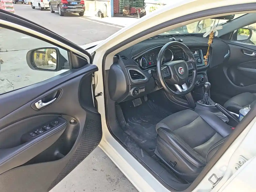 Fiat Viaggio — миниатюра 16