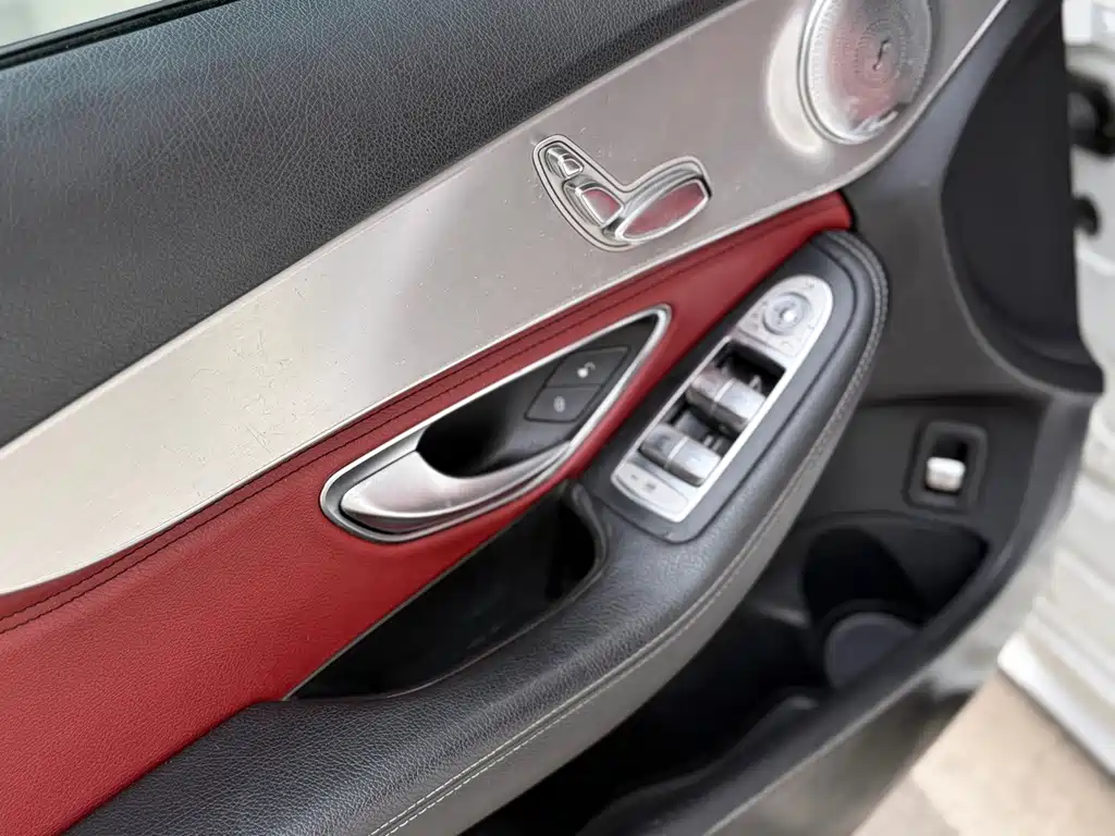 Mercedes-Benz C-Class — миниатюра 9