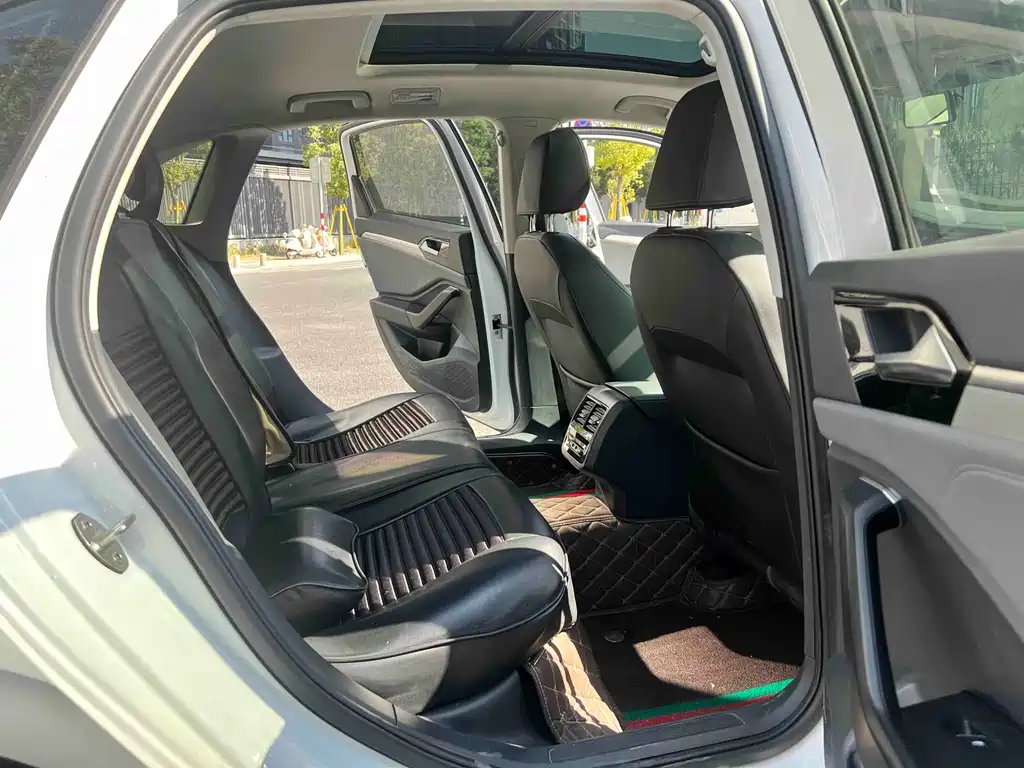 Volkswagen Sagitar — миниатюра 13
