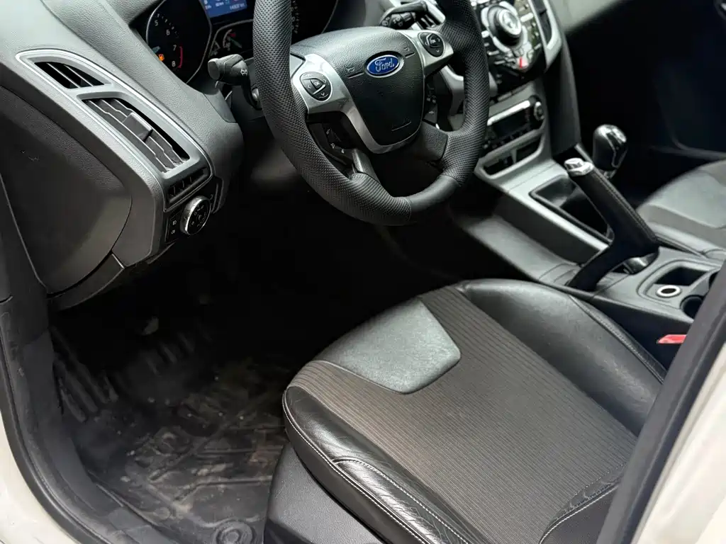 Ford Focus — миниатюра 4