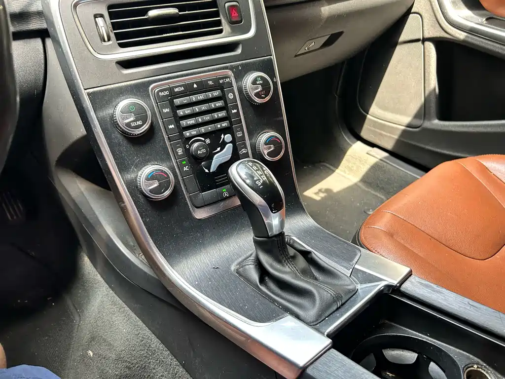 Volvo S60 — миниатюра 12