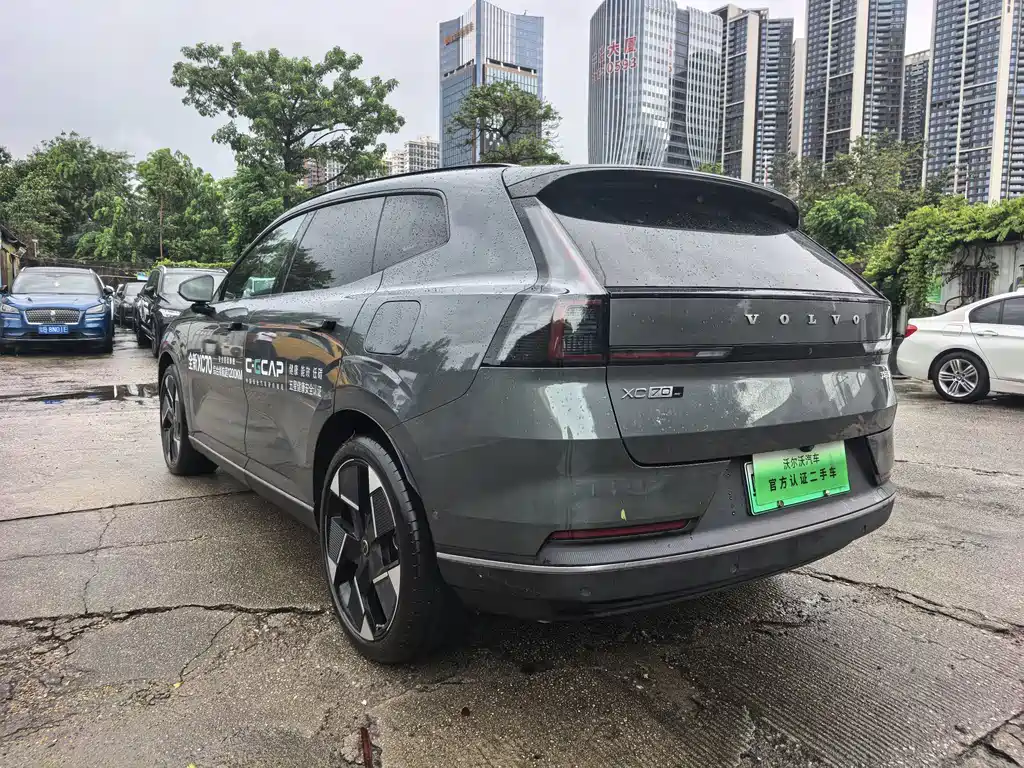 Volvo гибрид Volvo XC70 plug-in — миниатюра 14