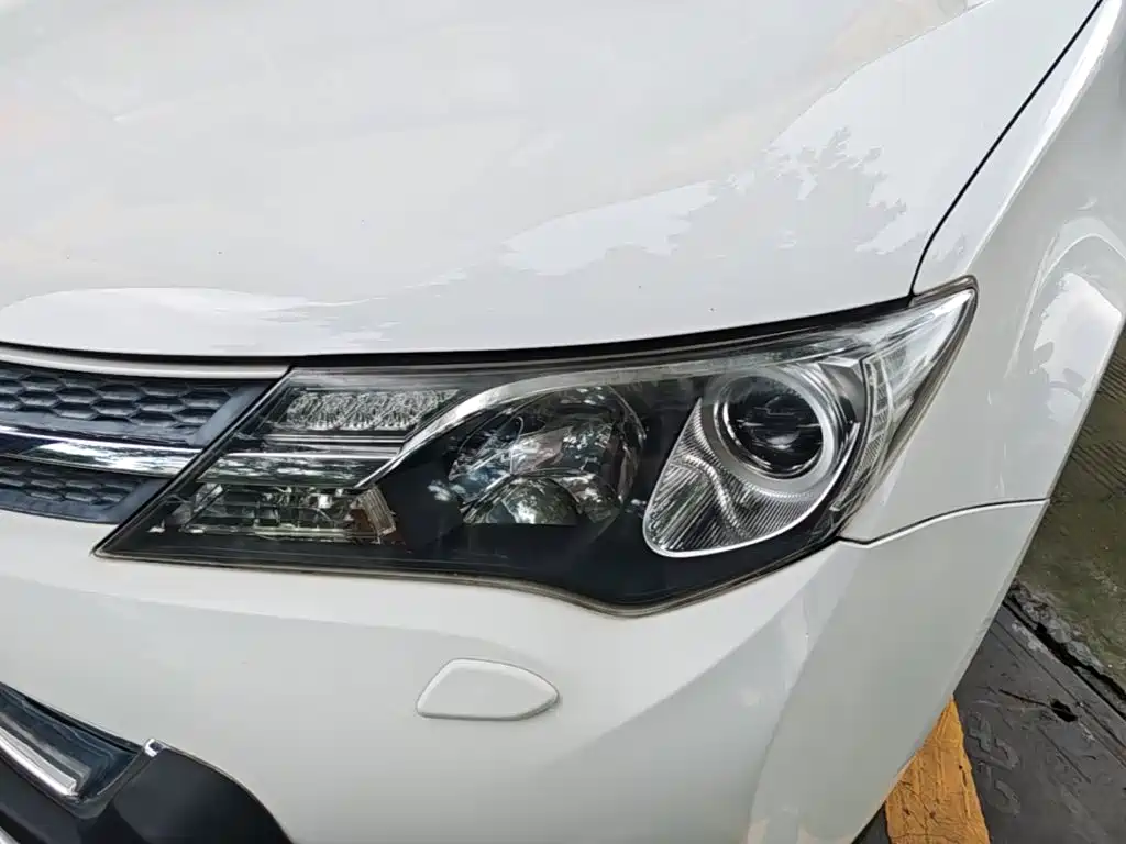 Toyota RAV4 — миниатюра 24