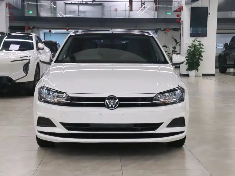 Volkswagen Polo — миниатюра 2