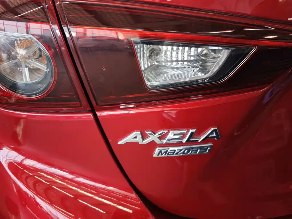 Mazda 3 Axela — миниатюра 17