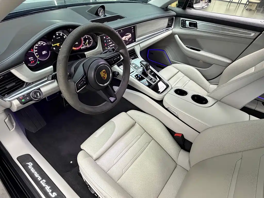Porsche Panamera Hybrid — миниатюра 8