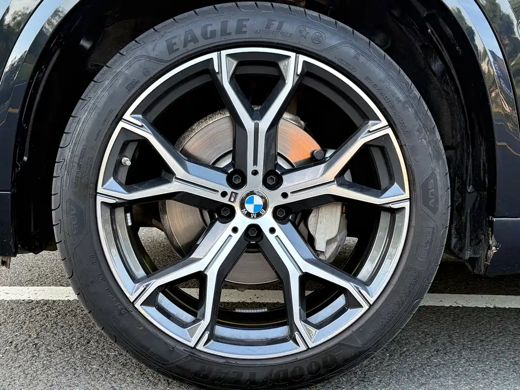 BMW X5 — миниатюра 5
