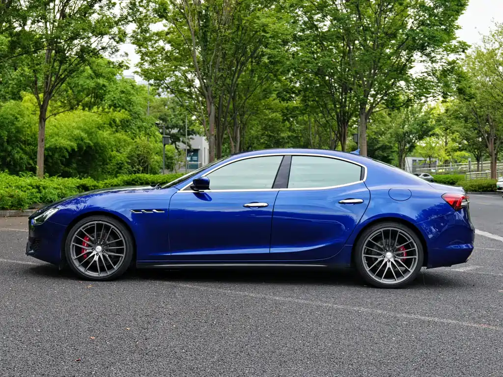 Maserati Ghibli — миниатюра 3