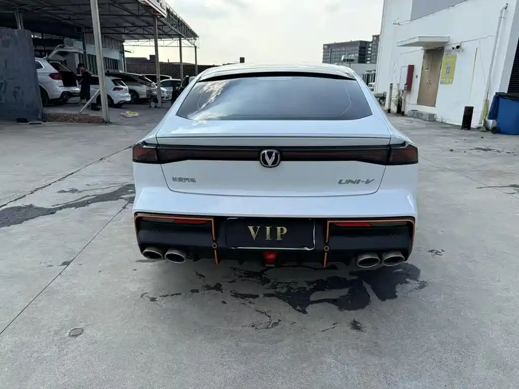 Changan UNI-V — миниатюра 12
