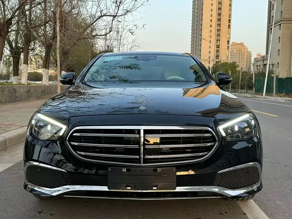 Mercedes-Benz E-Class 2021