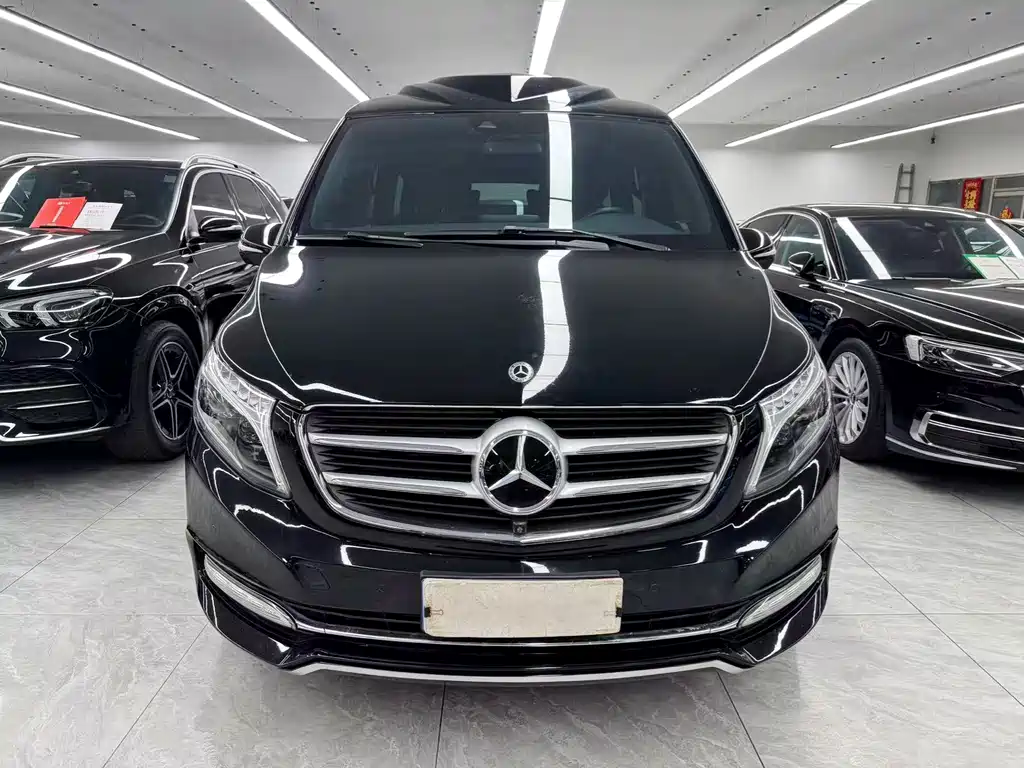 Mercedes-Benz V-Class V 2018 V 260 L Luxury Long Wheelbase VI
