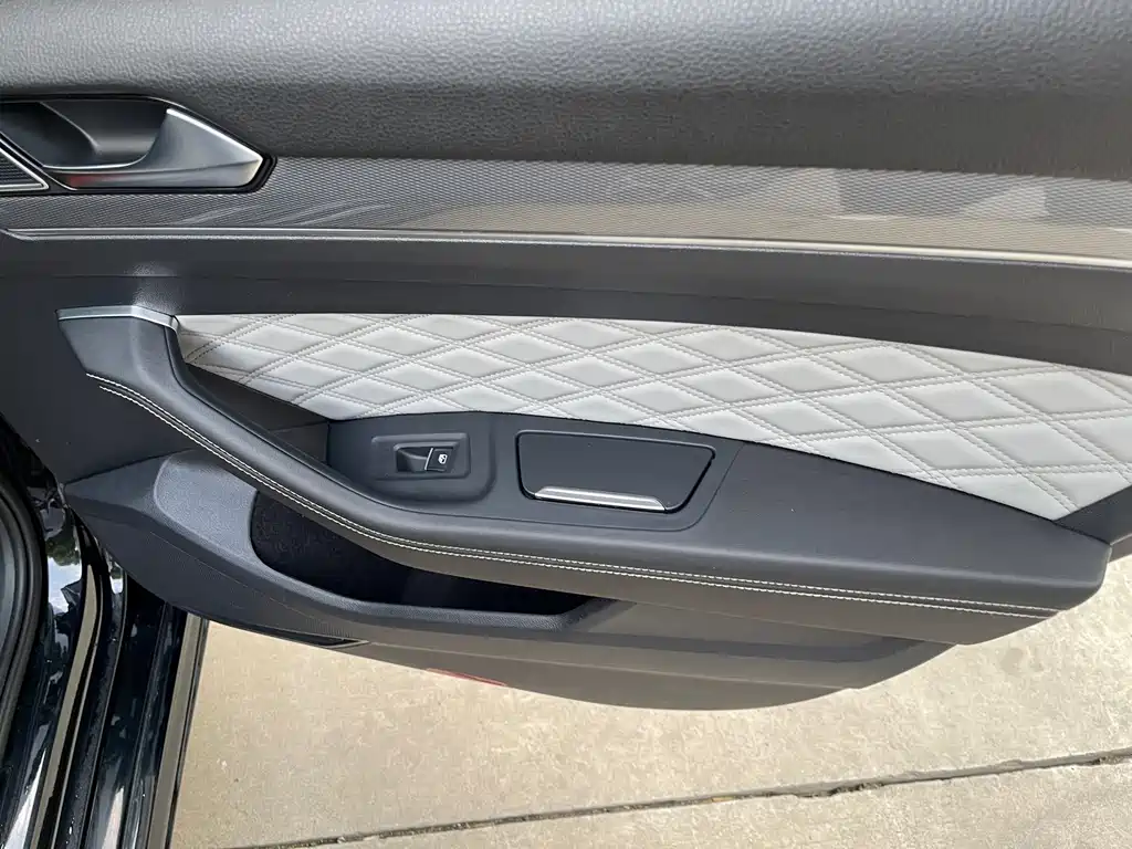 Volkswagen Magotan — миниатюра 9
