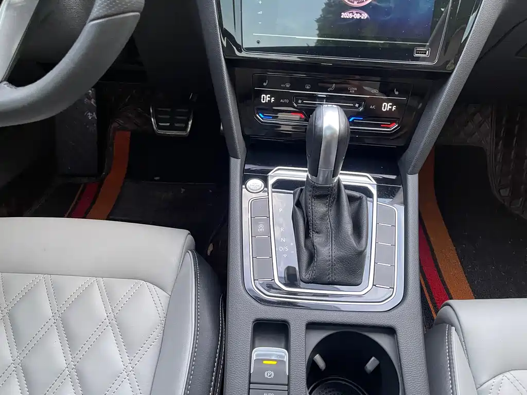 Volkswagen Magotan — миниатюра 10