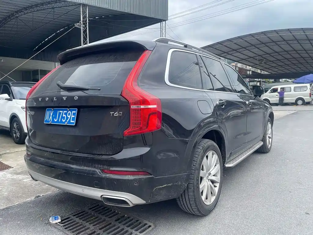 Volvo XC90 — миниатюра 8