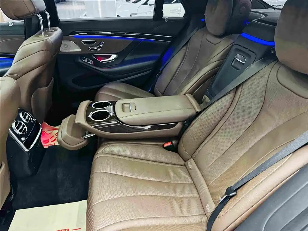 Mercedes-Benz S-Class — миниатюра 21