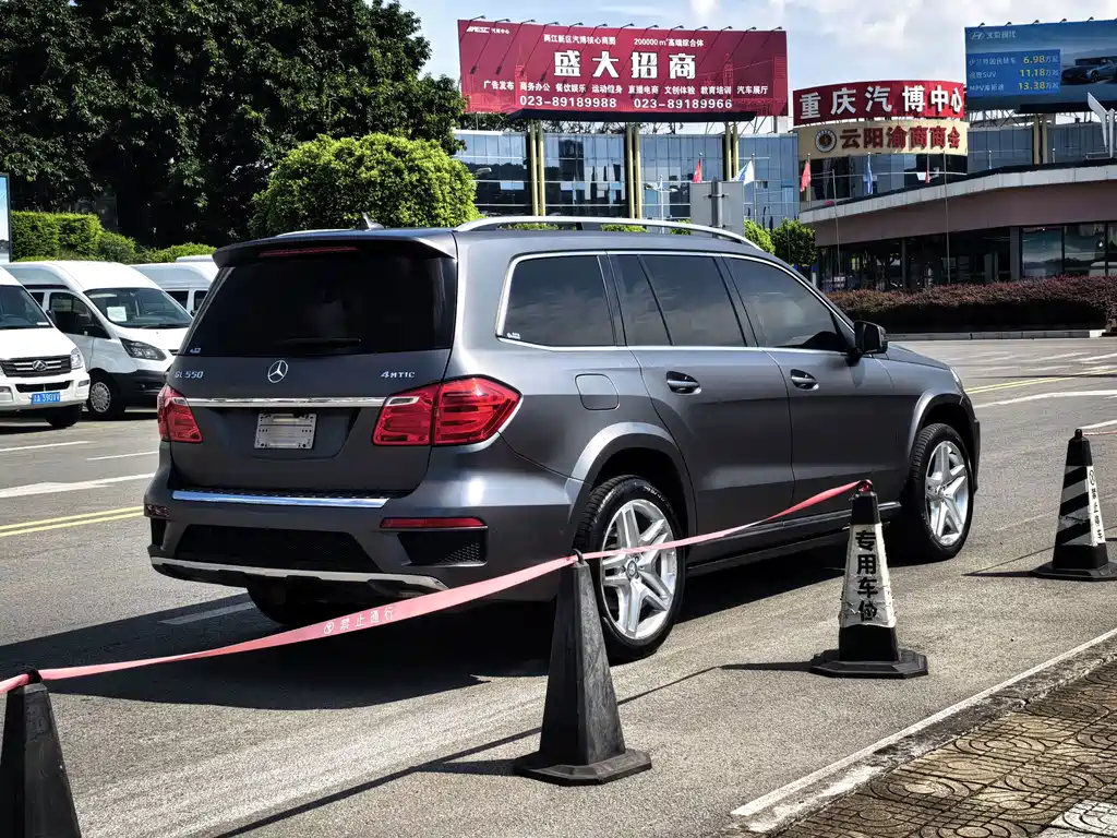 Mercedes-Benz GL-Class — миниатюра 7