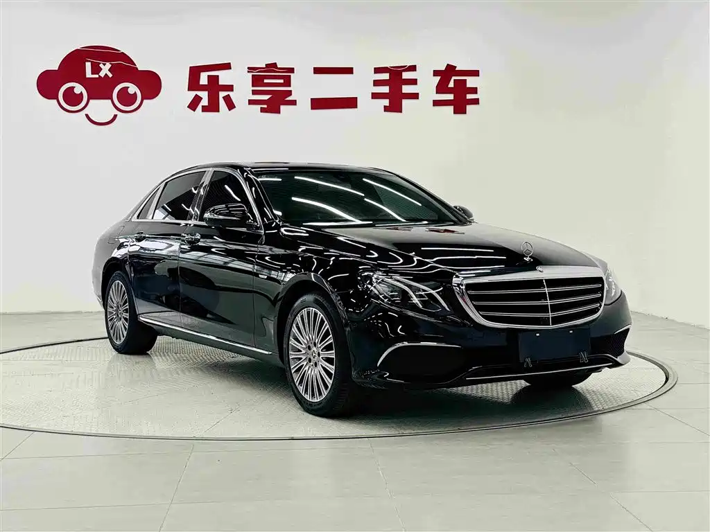 Mercedes-Benz E-Class — миниатюра 7