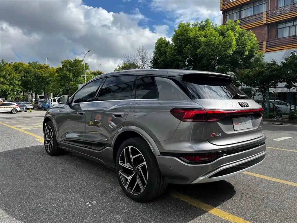 Audi Q6L e-tron — миниатюра 7