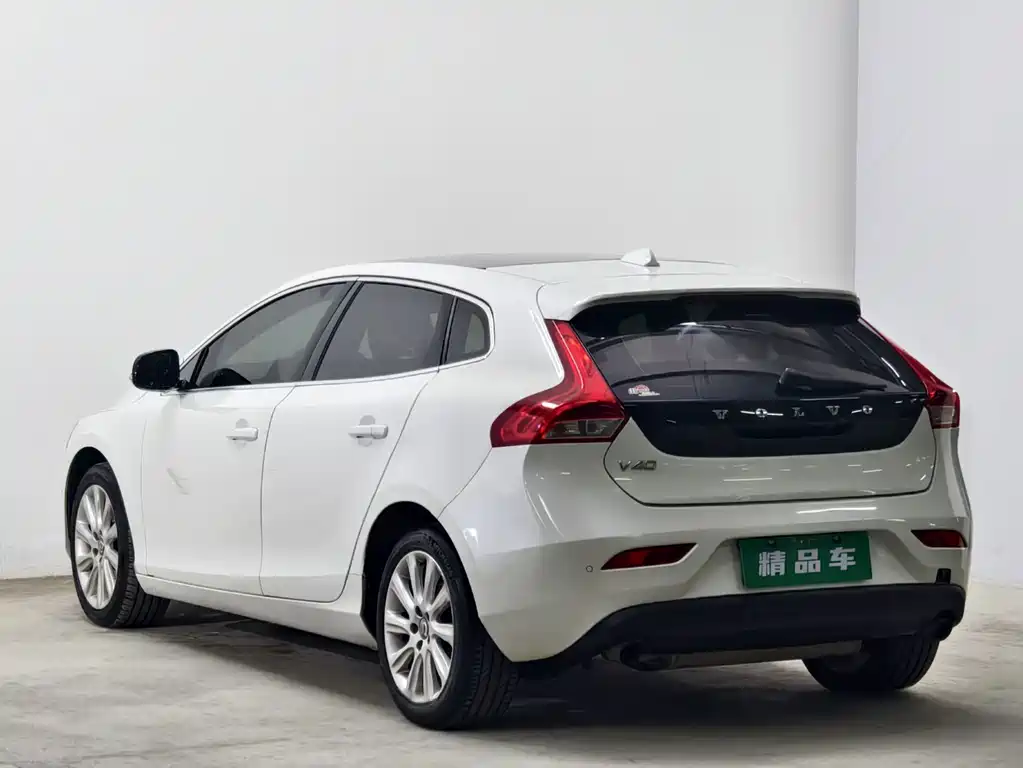 Volvo V40 — миниатюра 6