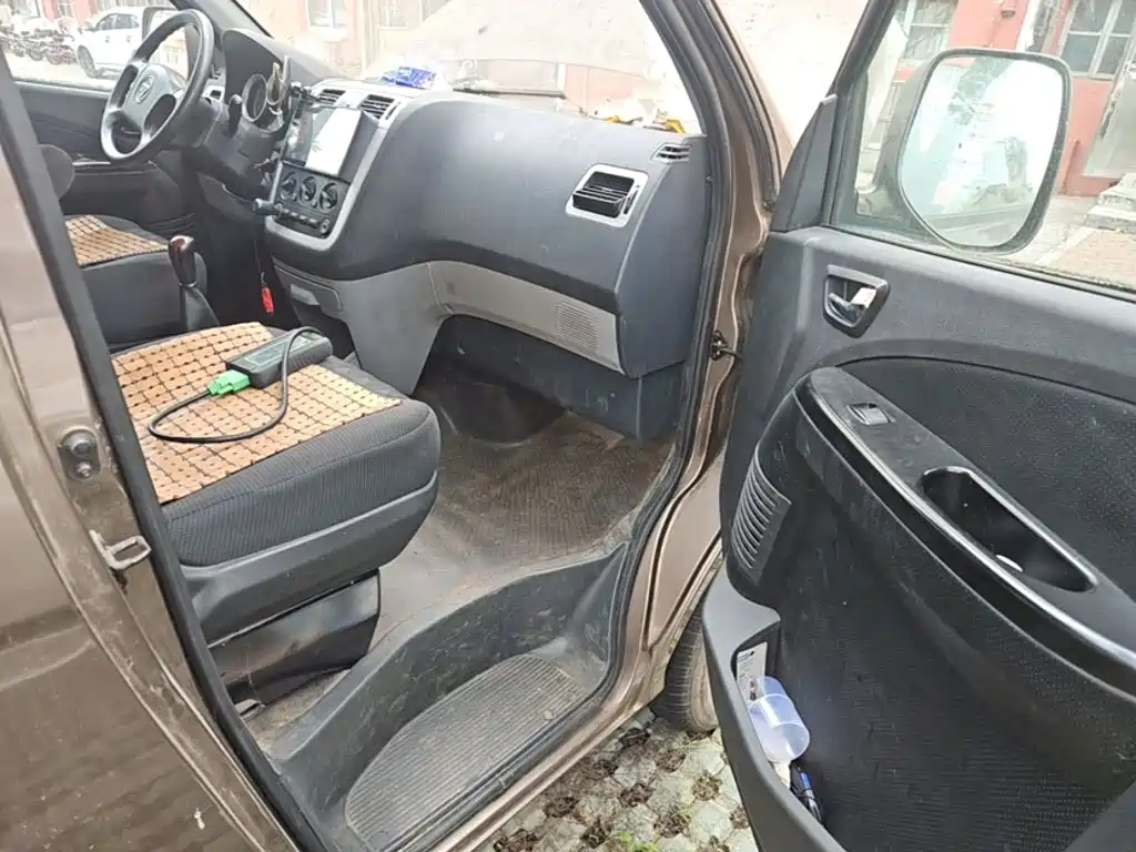 Foton Maverick E — миниатюра 25
