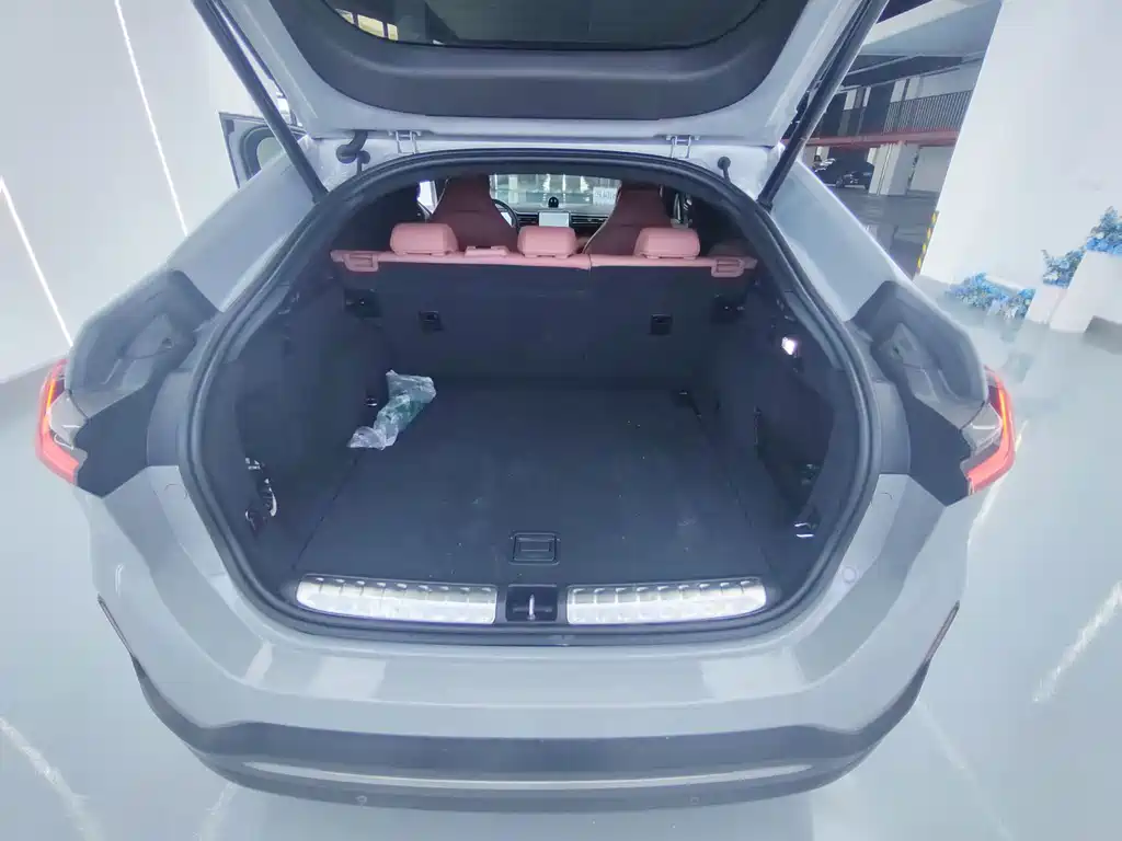 NIO EC6 — миниатюра 12