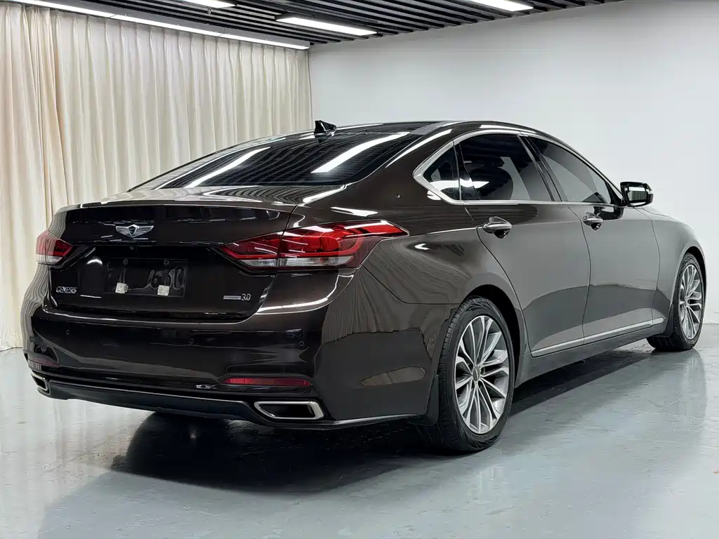 Hyundai Genesis — миниатюра 22