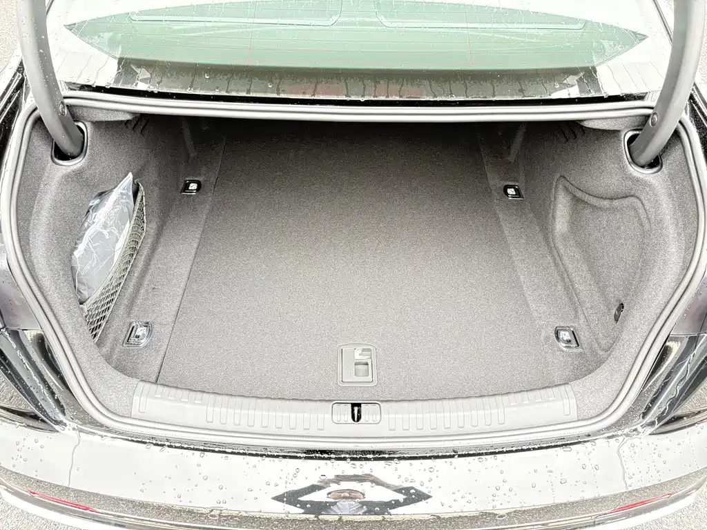 Audi A6L 2025 45 TFSI