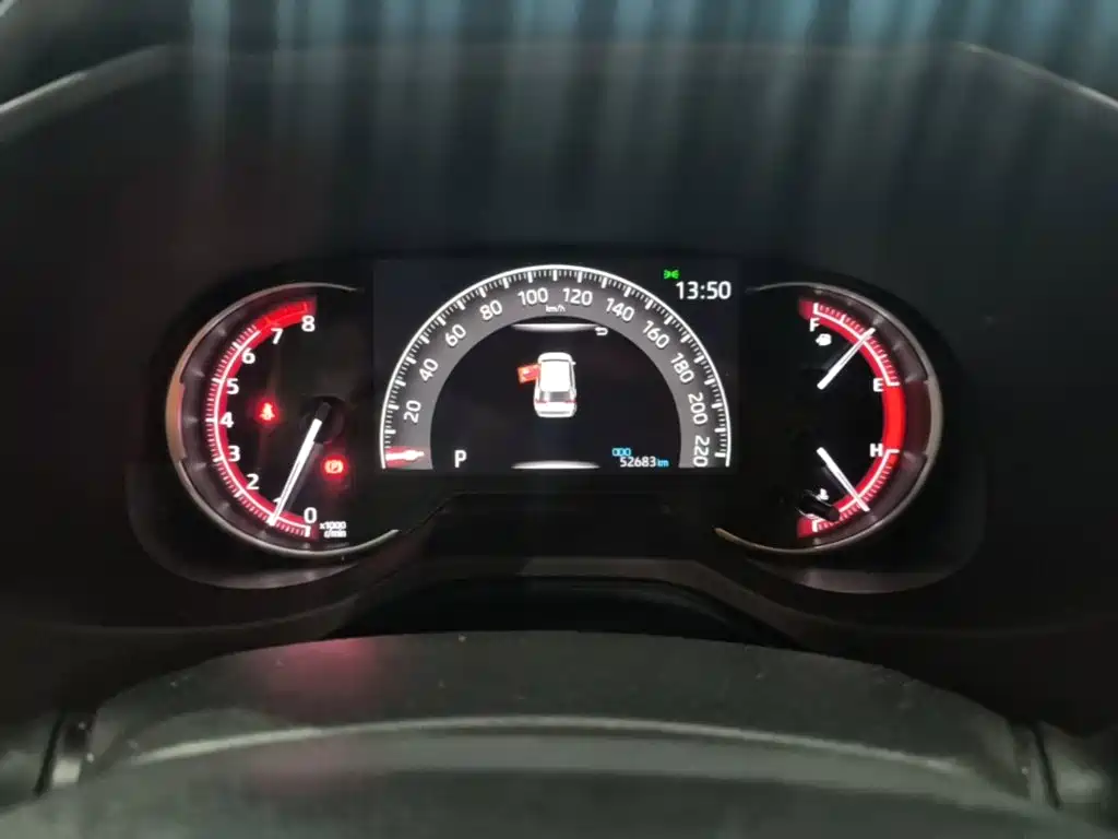 Toyota RAV4 — миниатюра 12