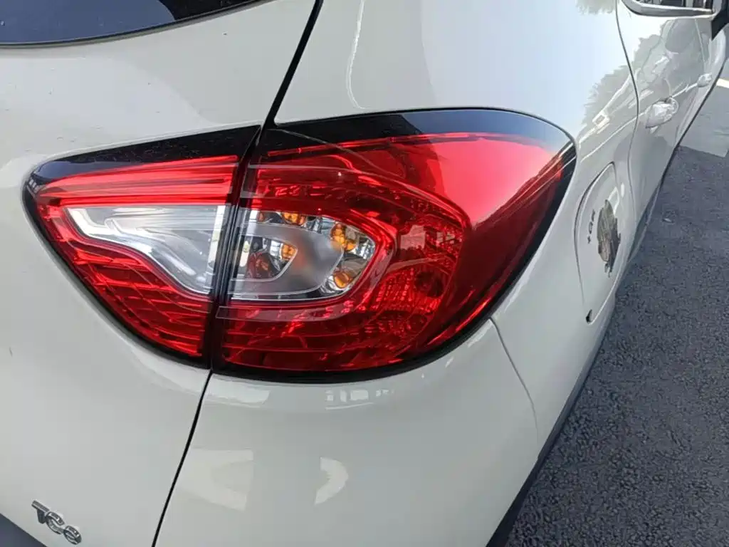 Renault Captur — миниатюра 8