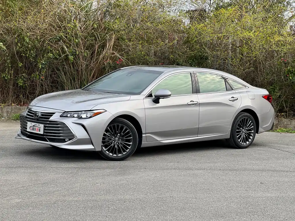 Toyota Avalon 2019