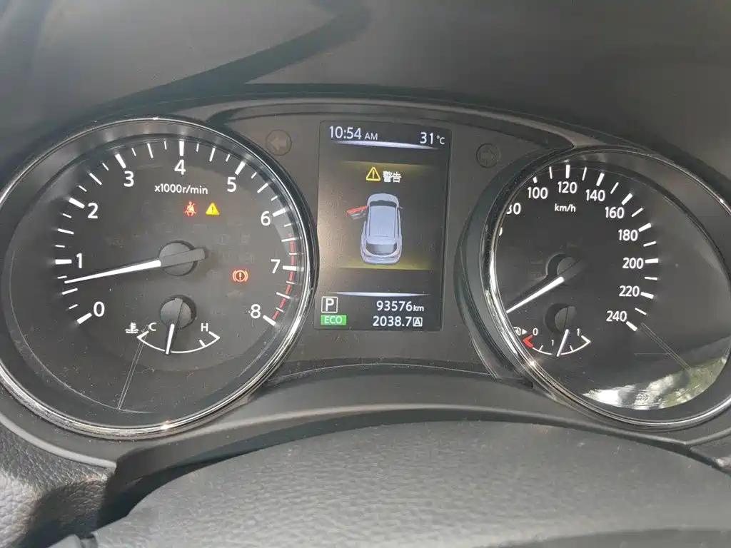 Nissan Qashqai — миниатюра 12
