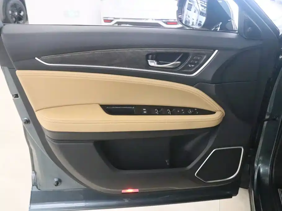 Honda UR-V — миниатюра 12