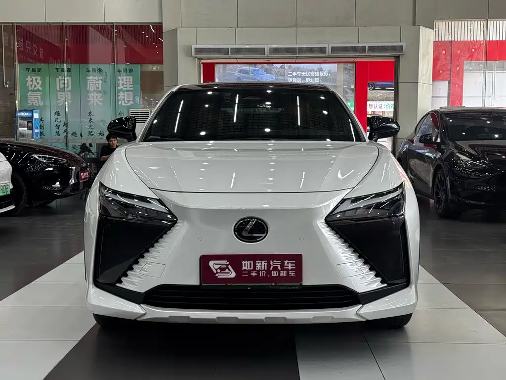 Lexus RZ — миниатюра 4