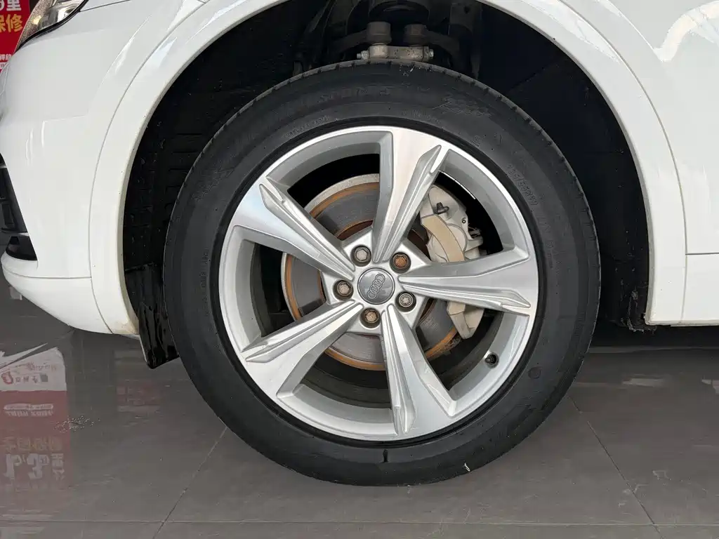 Audi Q5L — миниатюра 8