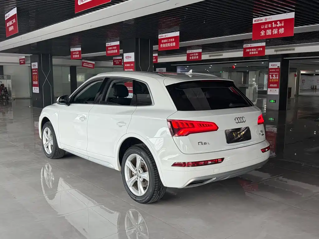 Audi Q5L — миниатюра 6