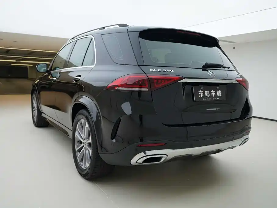 Mercedes-Benz GLE (Import) — миниатюра 4