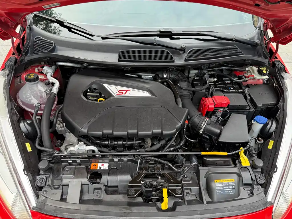 Ford Fiesta 2013 1.6T ST